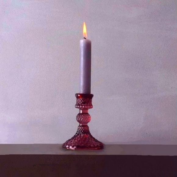 Set of 2 Berry Pink Faceted Glass Crystal Taper Candle Holders New Vintage Style - Picture 2 of 11